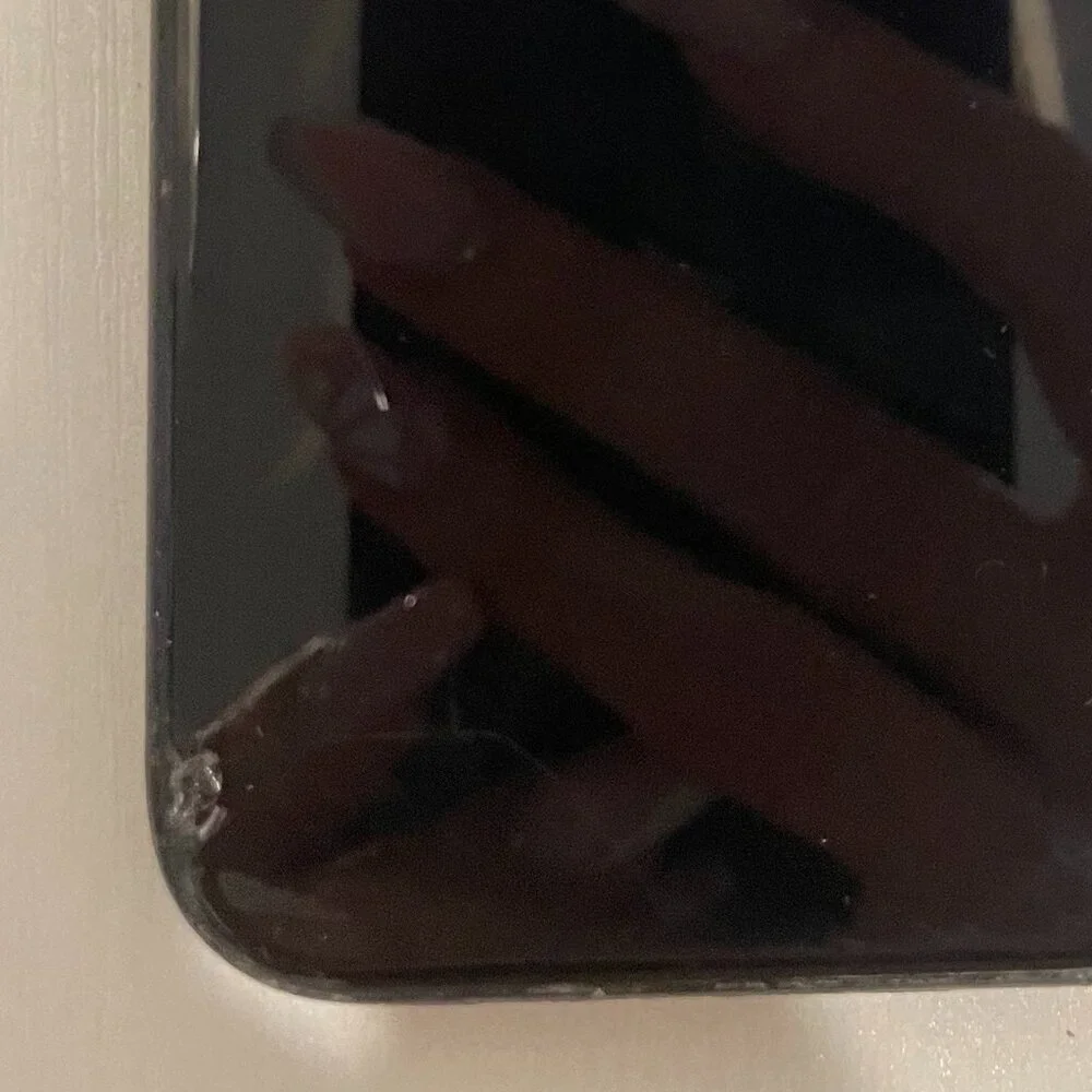 iPhone XR 64GB Black Cracked Screen LCD Issue Untested For Parts/Repair
